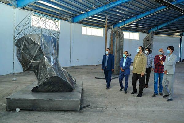 بازدید معاون راهبری استانهای حوزه هنری از اولین سمپوزیوم مجسمه سازی شهر یاسوج
