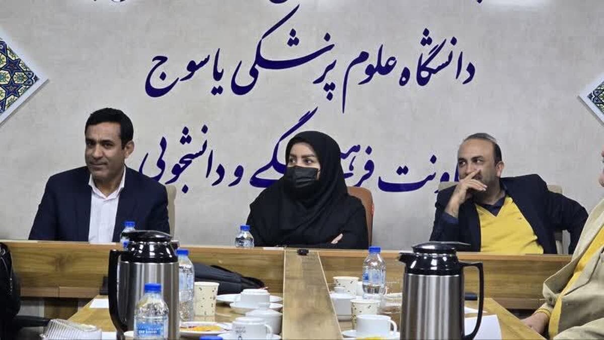 رئیس حوزه هنری استان: سرمایه‌گذاری در هنر، سرمایه‌گذاری برای پیشگیری از آسیب‌هاست / مدیرکل ارشاد کهگیلویه و بویراحمد: هنر امروز، ابزار تحول اجتماعی است / رئیس دانشگاه علوم پزشکی یاسوج: نبض جامعه در دست اهالی فرهنگ و هنر است