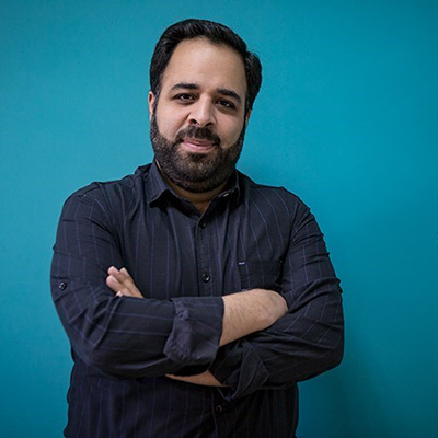 در روایتگریِ تصویری از زیبایی‌های پیاده‌رویِ اربعین عاجز هستیم/ در عرصه فرهنگ و هنر سیاست‌های تعریف‌شده نداریم