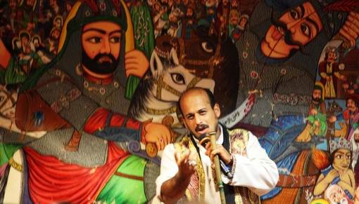 بزرگداشت امام راحل با رنگ و بوی نقالی