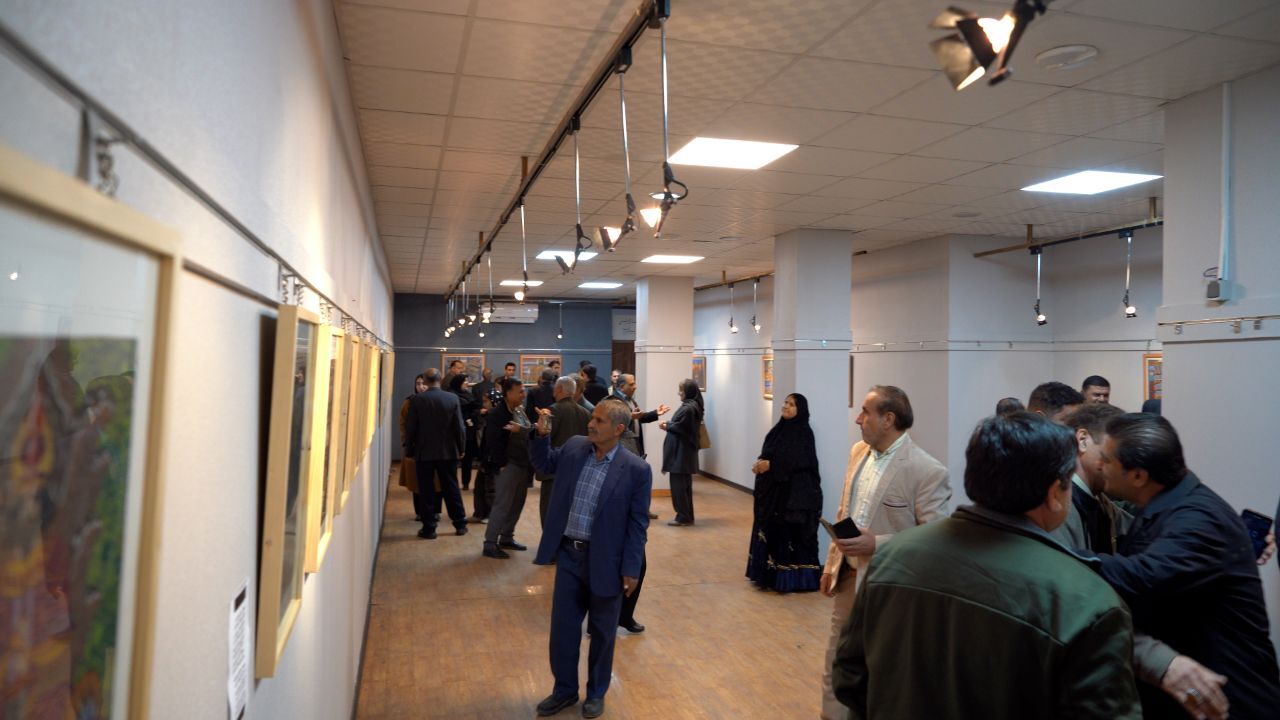 آیین افتتاحیه نمایشگاه «چند پرده از شاهنامه» در نگارخانه باران برگزار شد آیین افتتاحیه نمایشگاه «چند پرده از شاهنامه» در نگارخانه باران برگزار شد