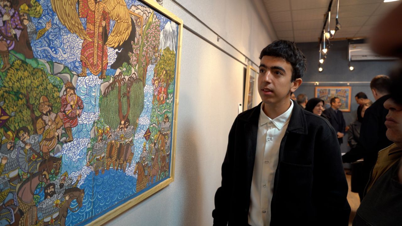 آیین افتتاحیه نمایشگاه «چند پرده از شاهنامه» در نگارخانه باران برگزار شد آیین افتتاحیه نمایشگاه «چند پرده از شاهنامه» در نگارخانه باران برگزار شد