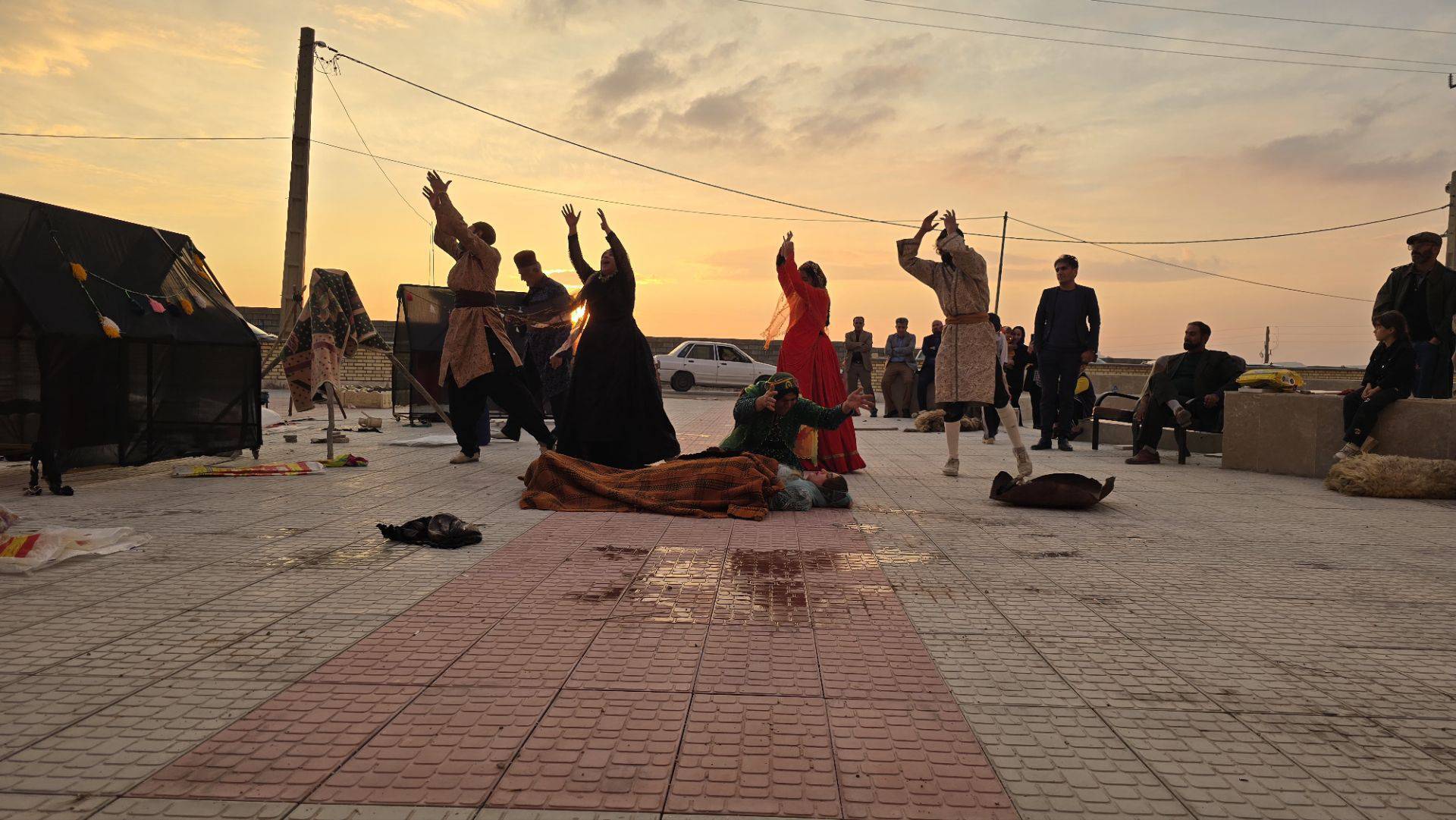 راهیابی دو نمایش از کهگیلویه وبویراحمد به جشنواره بین المللی تئاتر فجر راهیابی دو نمایش از کهگیلویه وبویراحمد به جشنواره بین المللی تئاتر فجر