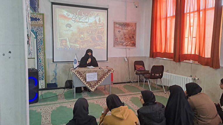 زنگ متفاوت در مدرسه کمایی مقدم یاسوج / مراسم خاطره گویی با موضوع انقلاب اسلامی برگزار شد