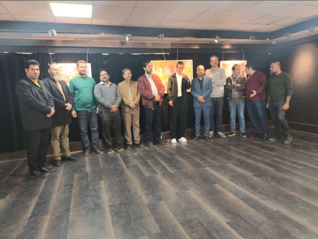 نمایشگاه «چند پرده از شاهنامه» در گالری مهر و ماه حوزه هنری فارس برپا شد نمایشگاه «چند پرده از شاهنامه» در گالری مهر و ماه حوزه هنری فارس برپا شد