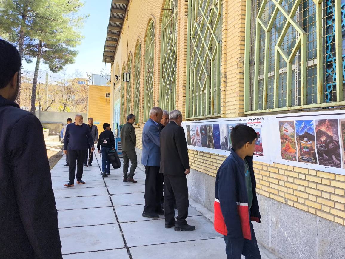 برگزاری نمایشگاه تجسمی «بعثت خون» در یاسوج برگزاری نمایشگاه تجسمی «بعثت خون» در یاسوج
