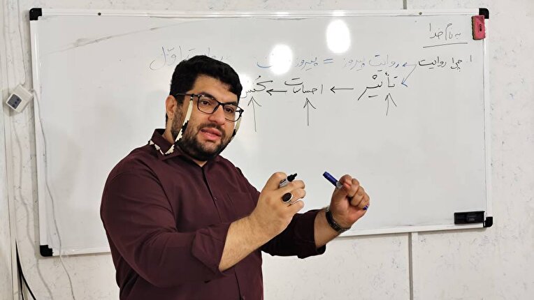 برگزاری کارگاه تخصصی روایت‌نویسی و تاریخ شفاهی با تدریس احسان قائدی در یاسوج