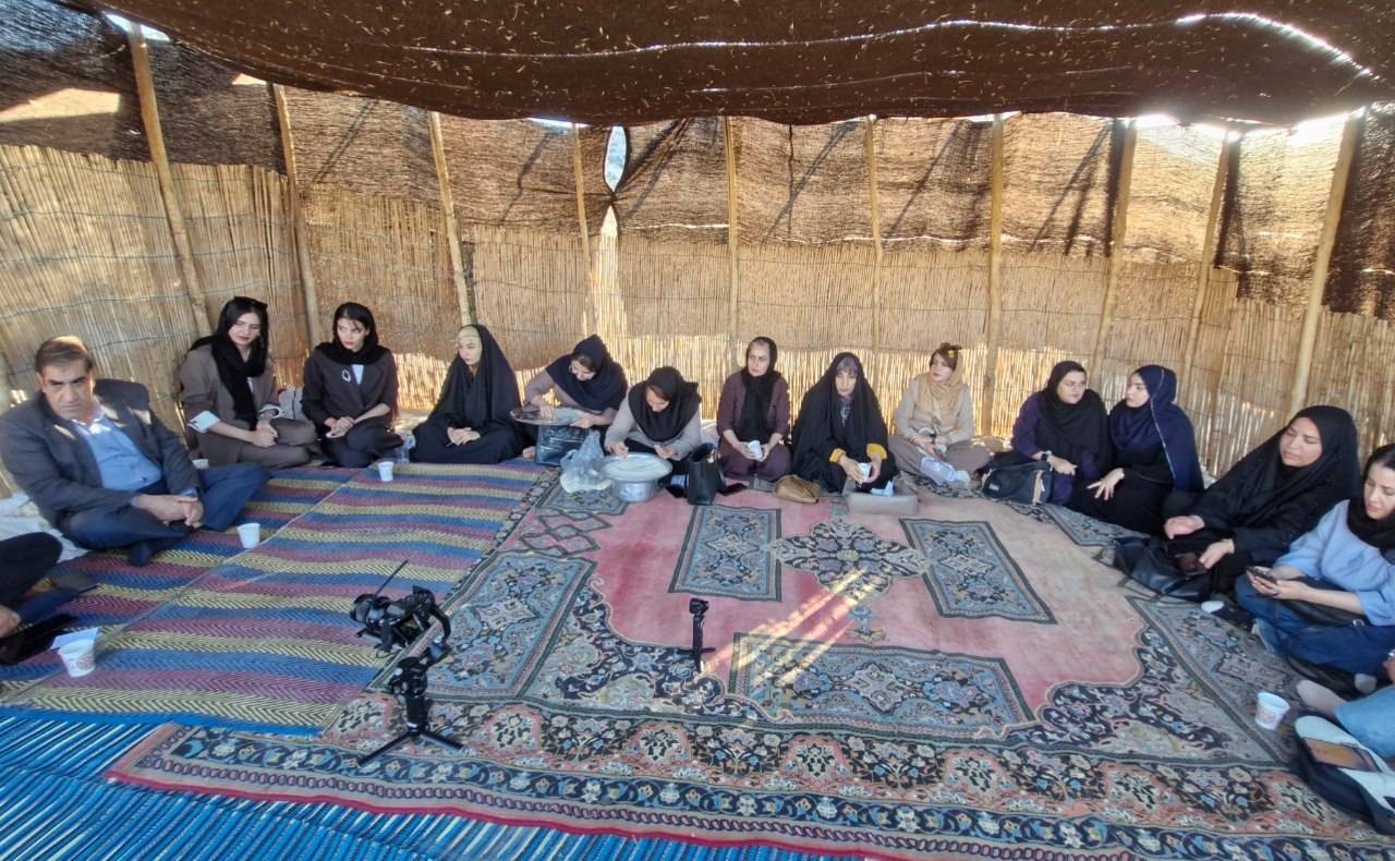 یک روز با عشایر سرگچینه؛ جایی که نوای نی با صدای مطالبه درهم آمیخت یک روز با عشایر سرگچینه؛ جایی که نوای نی با صدای مطالبه درهم آمیخت