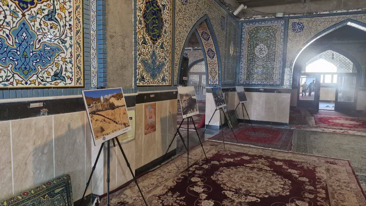 نمایشگاه عکس و پوستر «یاد یار مهربان آید همی» افتتاح شد